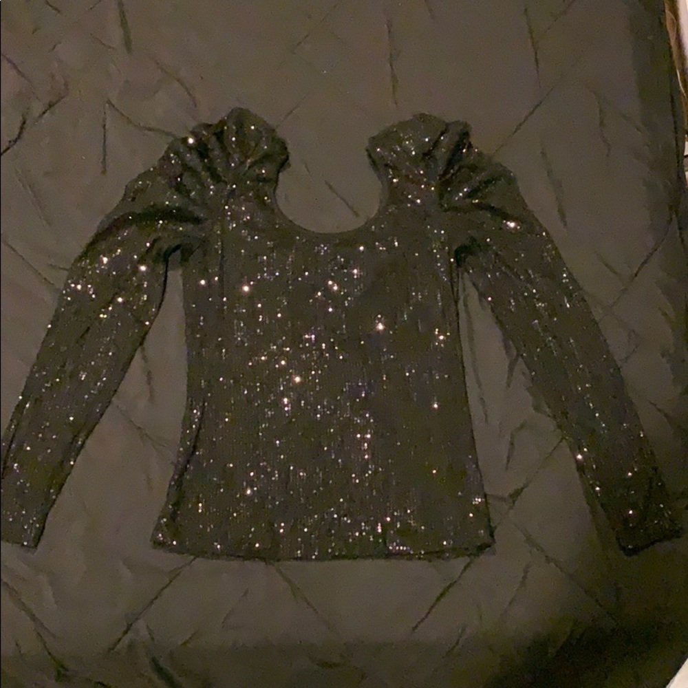 Black sequined long sleeve dressy top